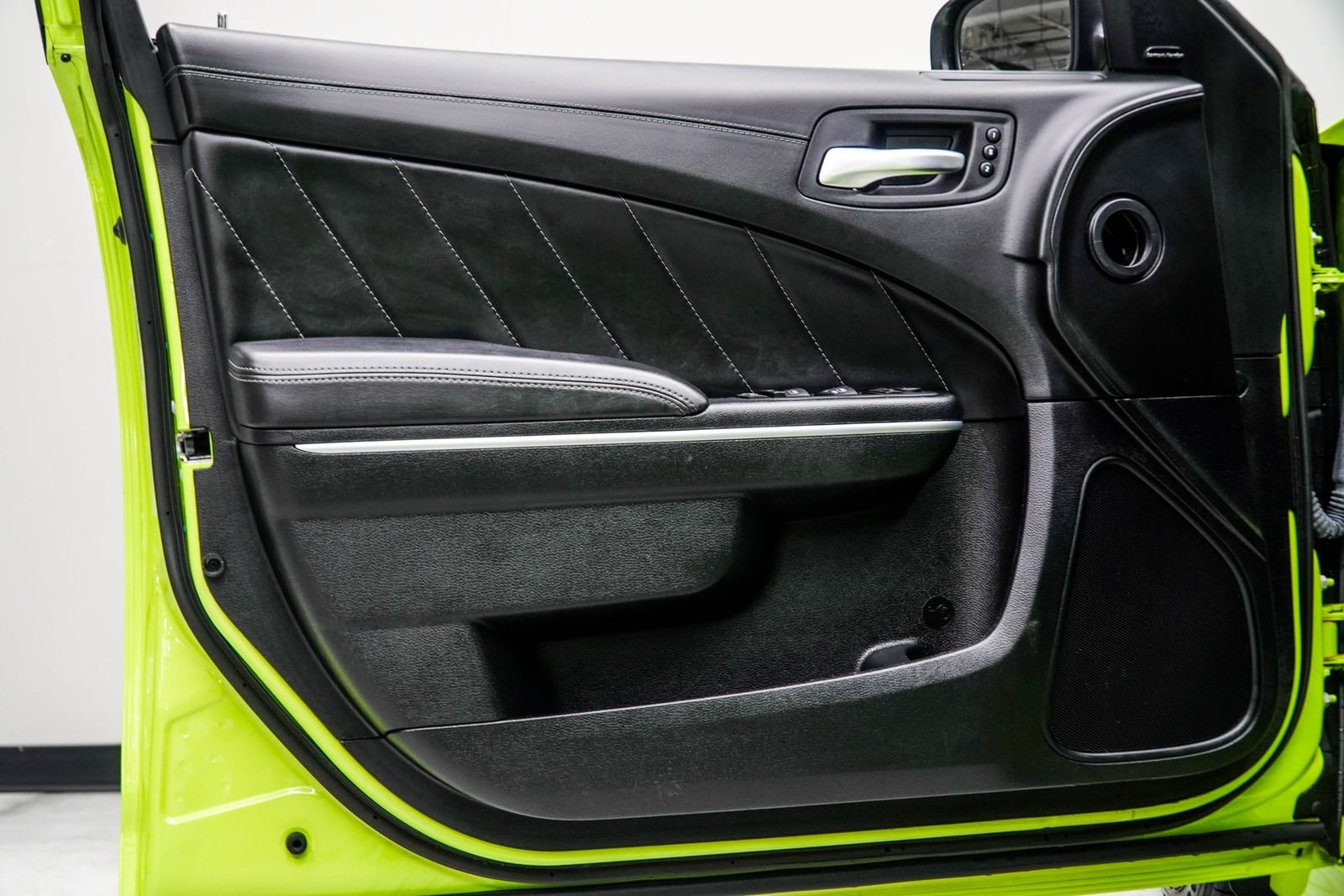 Used 2023 Green Dodge R/T Scat Pack image 35