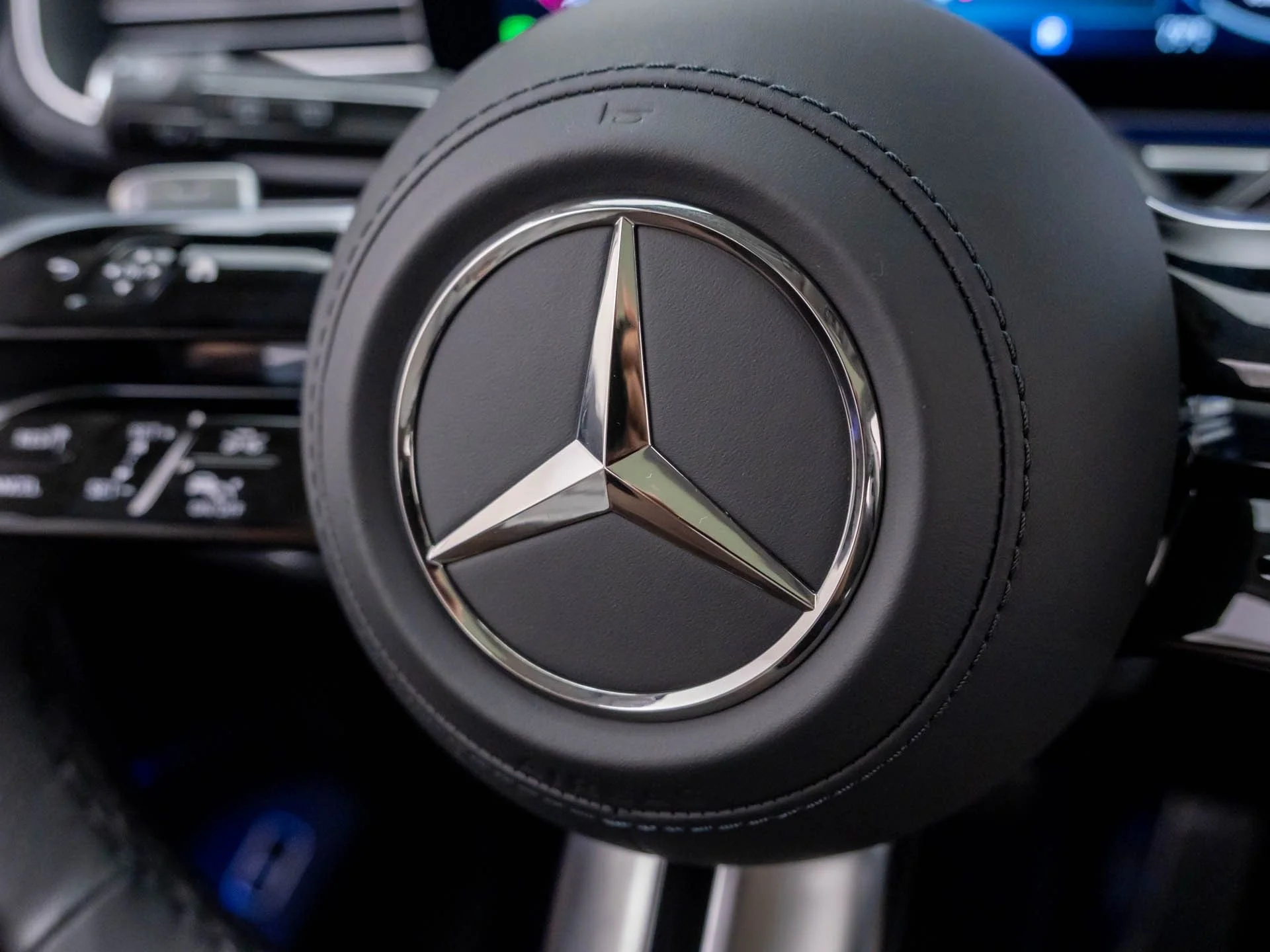 New 2026 Black Mercedes-Benz GLS 450 image 28