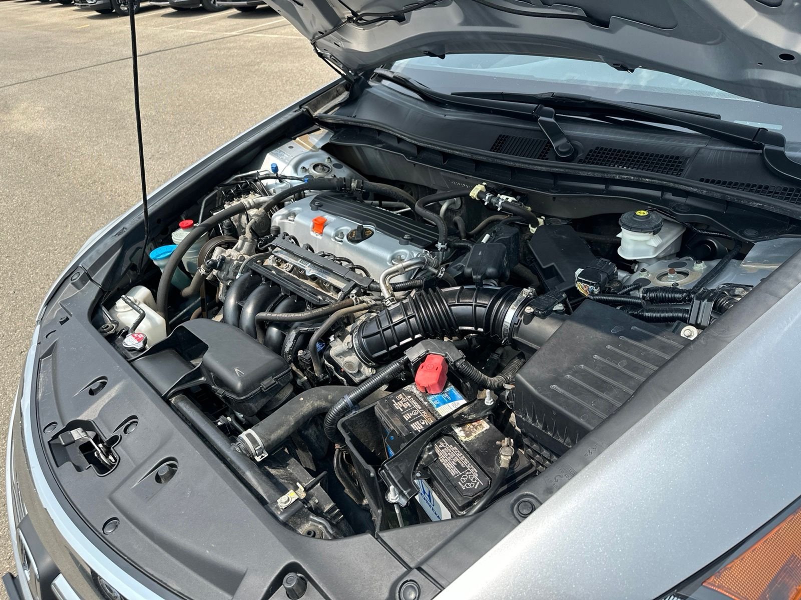 Used 2012 Silver Honda LX image 37