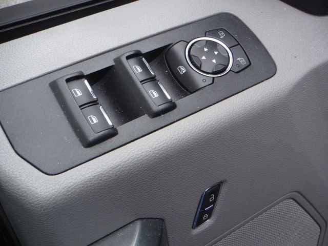 Used 2015  Ford XLT image 19