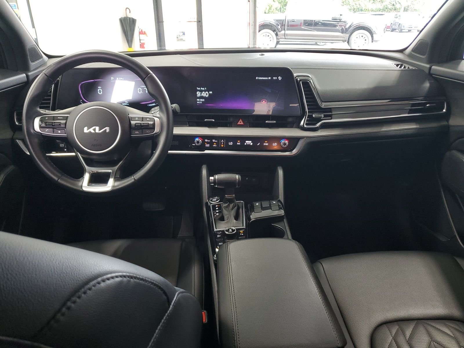 Used 2024 Black Kia X-Line image 9