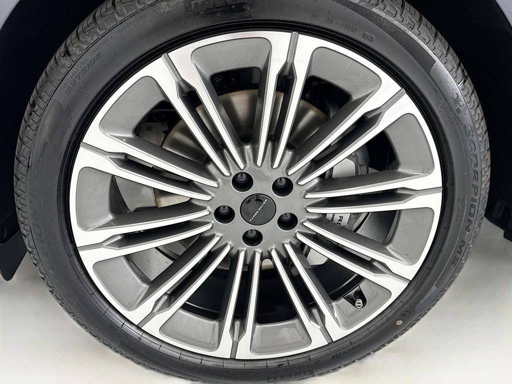 New 2026 Varesine Blue Land Rover SE image 29