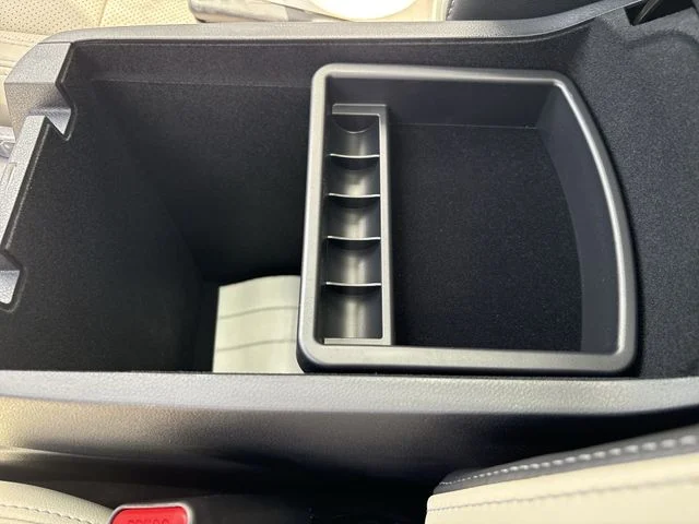 New 2026 CRYSTAL WHITE PEARL Subaru Limited 7-Passenger image 21