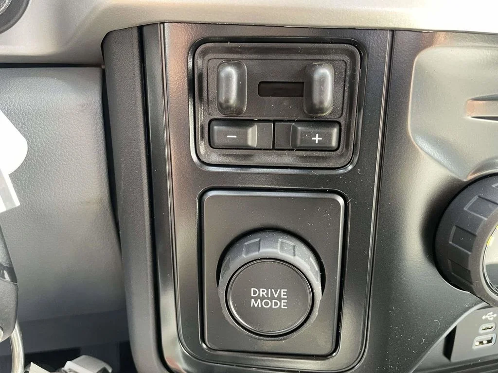 New 2026 Oxford White Ford F-450® XL image 21