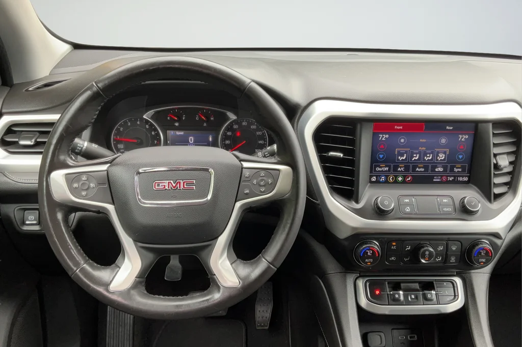 Used 2020 Black GMC SLE image 13