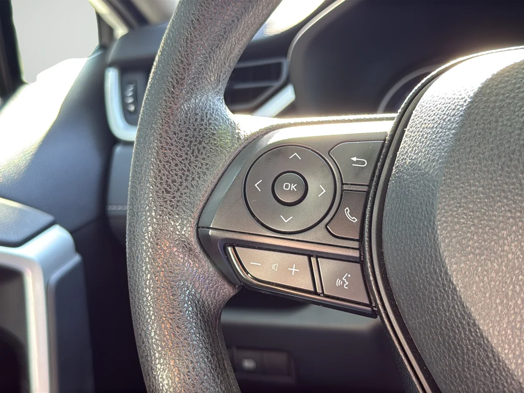 Used 2025 White Toyota XLE image 16