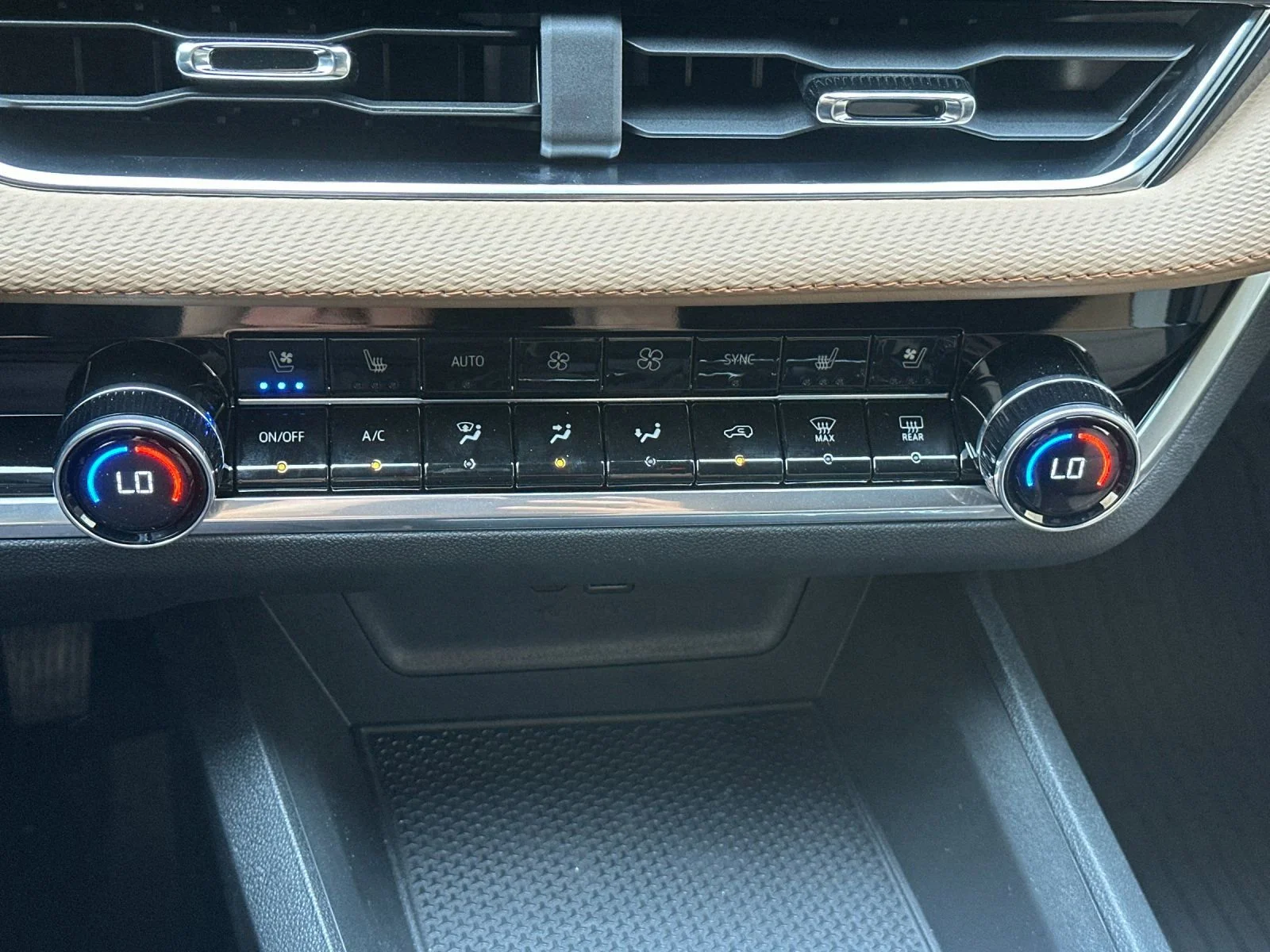 2026 Chevrolet Equinox ACTIV - Photo 21