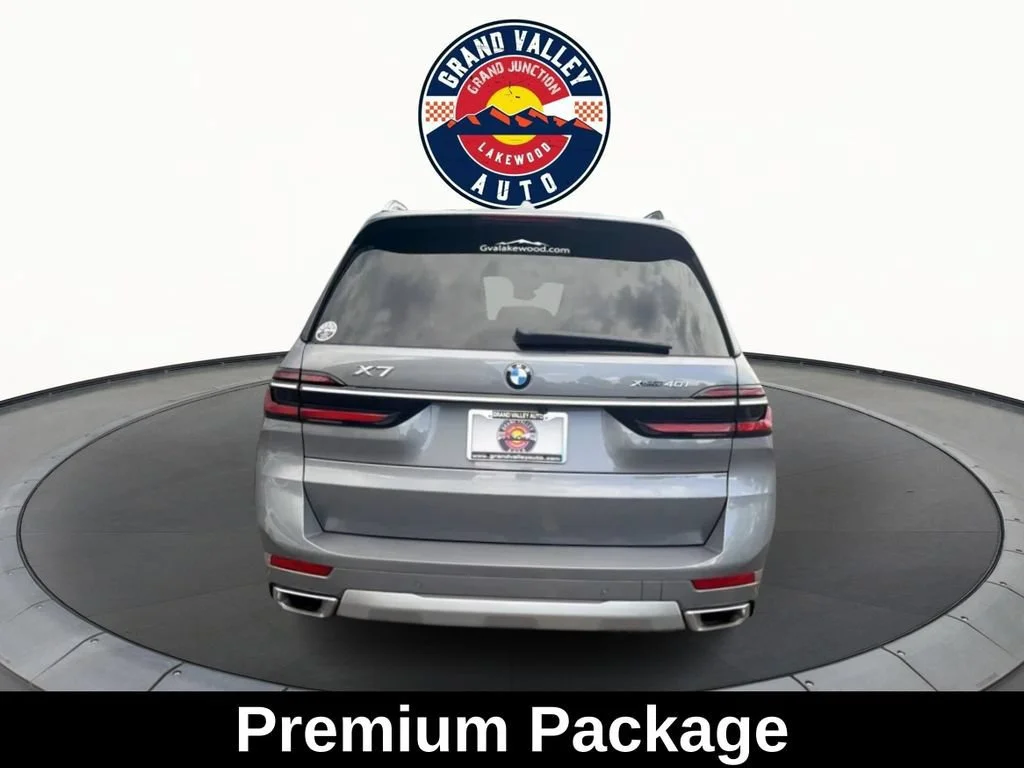 Used 2026 Gray BMW xDrive40i image 6