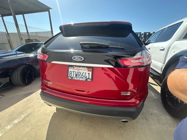 Used 2020 Red Ford SEL image 6