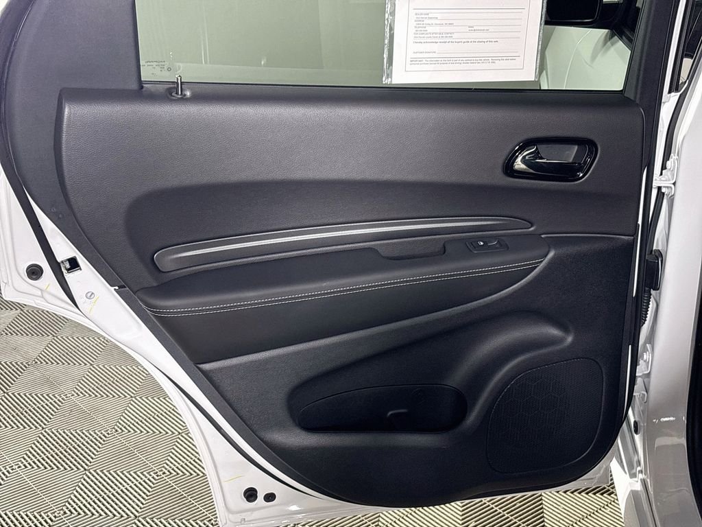 Used 2025 White Dodge SRT Hellcat image 19