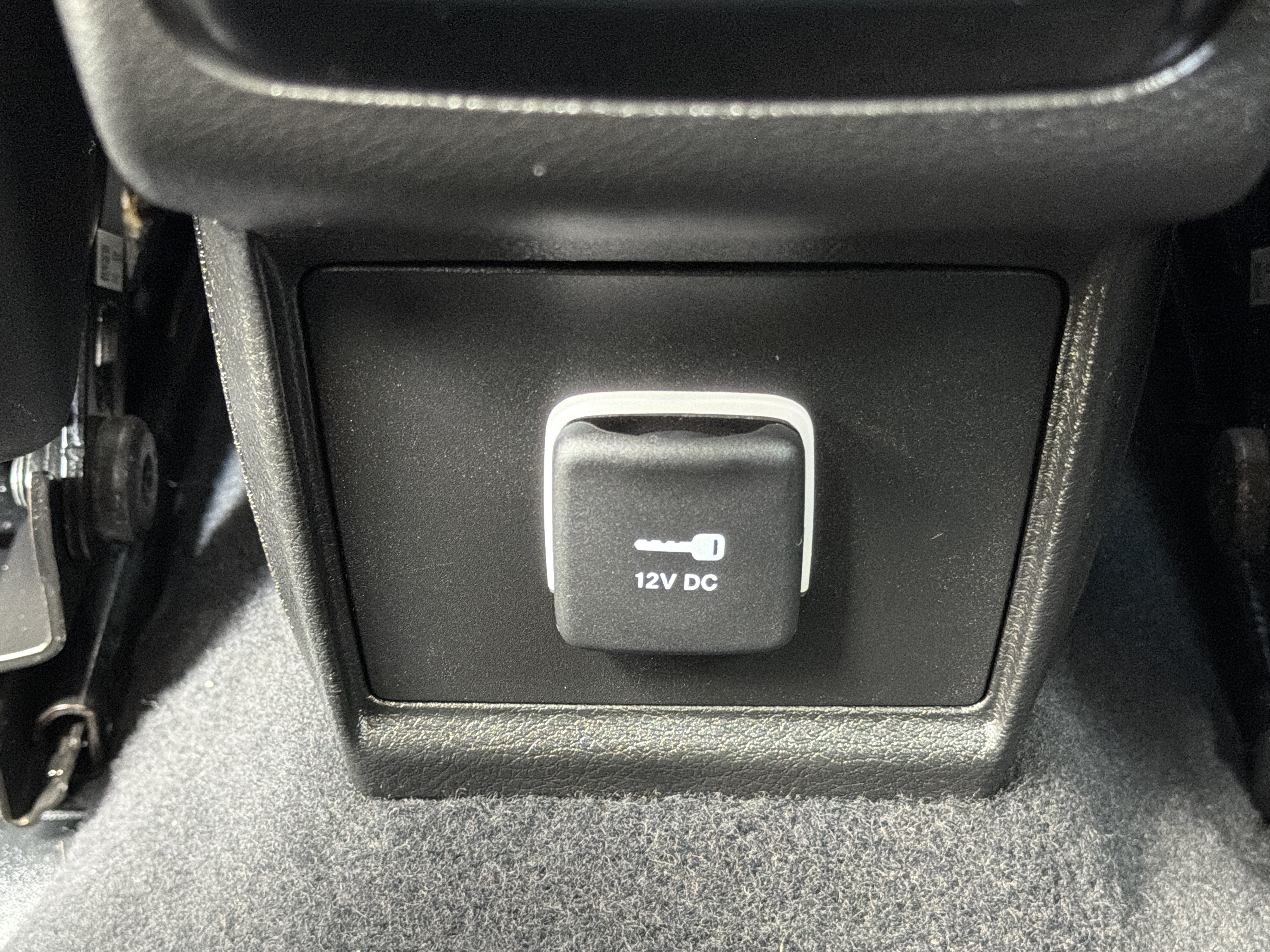 Used 2022 Billet Silver Metallic Clearcoat Jeep Trailhawk image 21