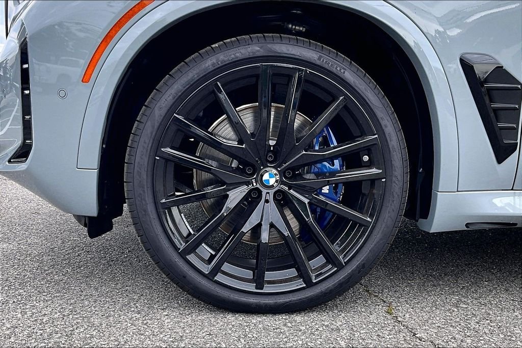 New 2026 Gray BMW M60i image 10