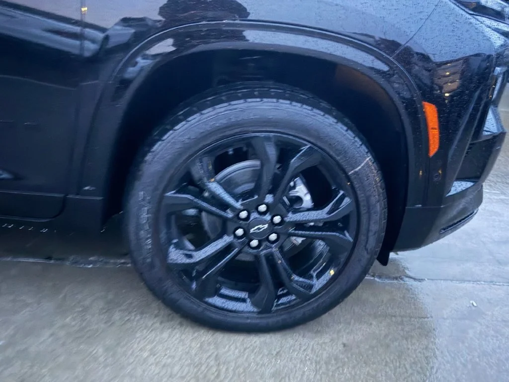 New 2027 Mosaic Black Metallic Chevrolet RS image 8
