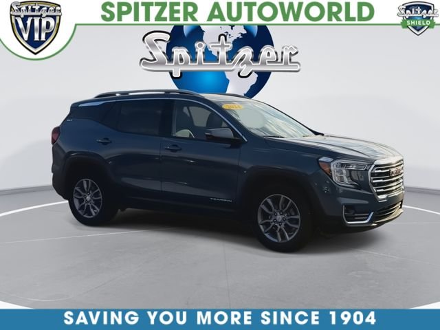 Used 2024 Blue GMC SLT image 2