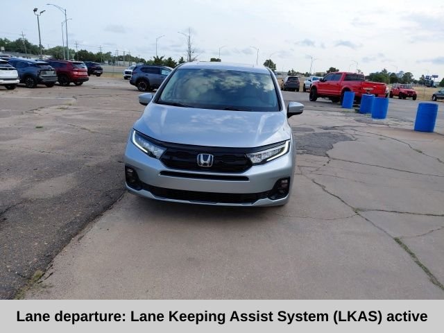 New 2026 Solar Silver Metallic Honda Touring image 10
