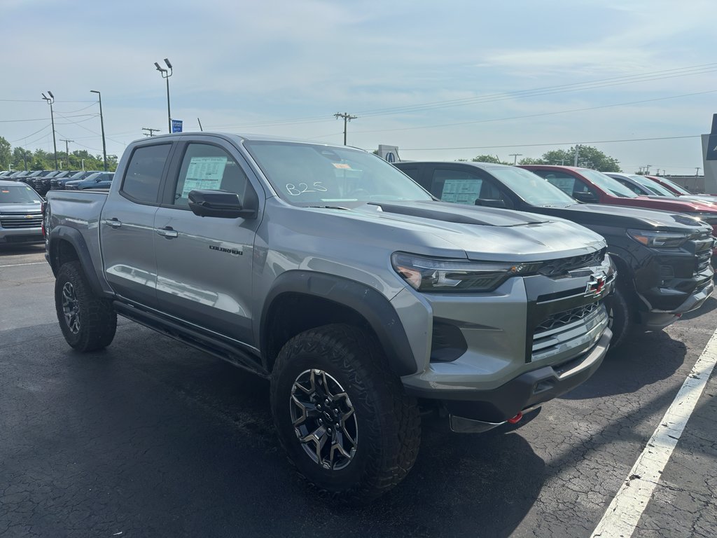 2026 Chevrolet Colorado ZR2 - Photo 5