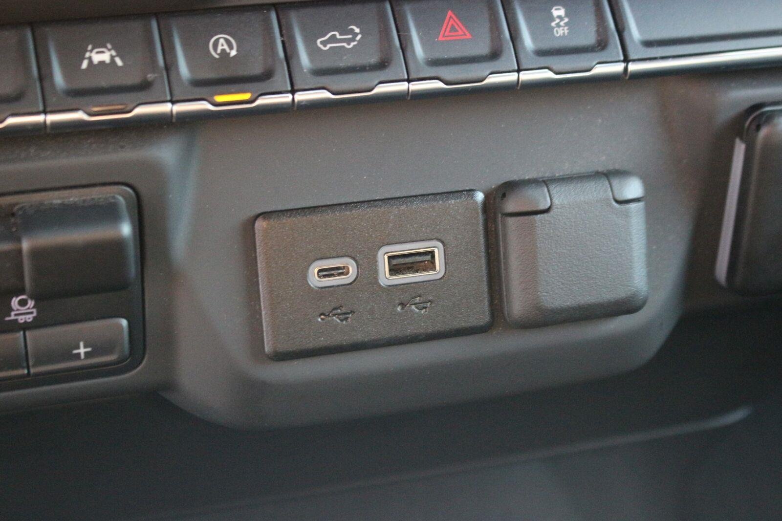 Used 2025 Red Hot Chevrolet Custom image 28