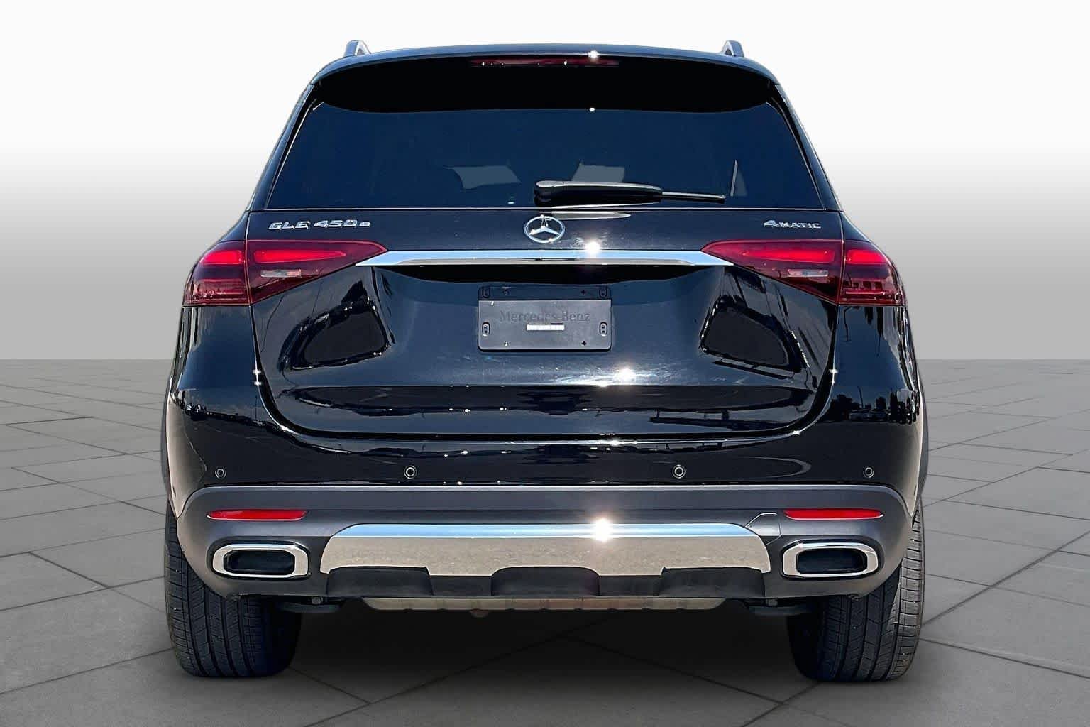 Used 2025 Obsidian Black Metallic Mercedes-Benz GLE 450e image 5