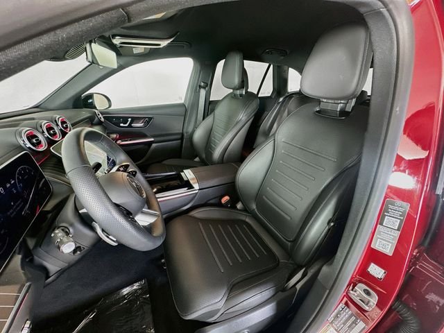 Used 2026 Red Mercedes-Benz GLC 300 image 21