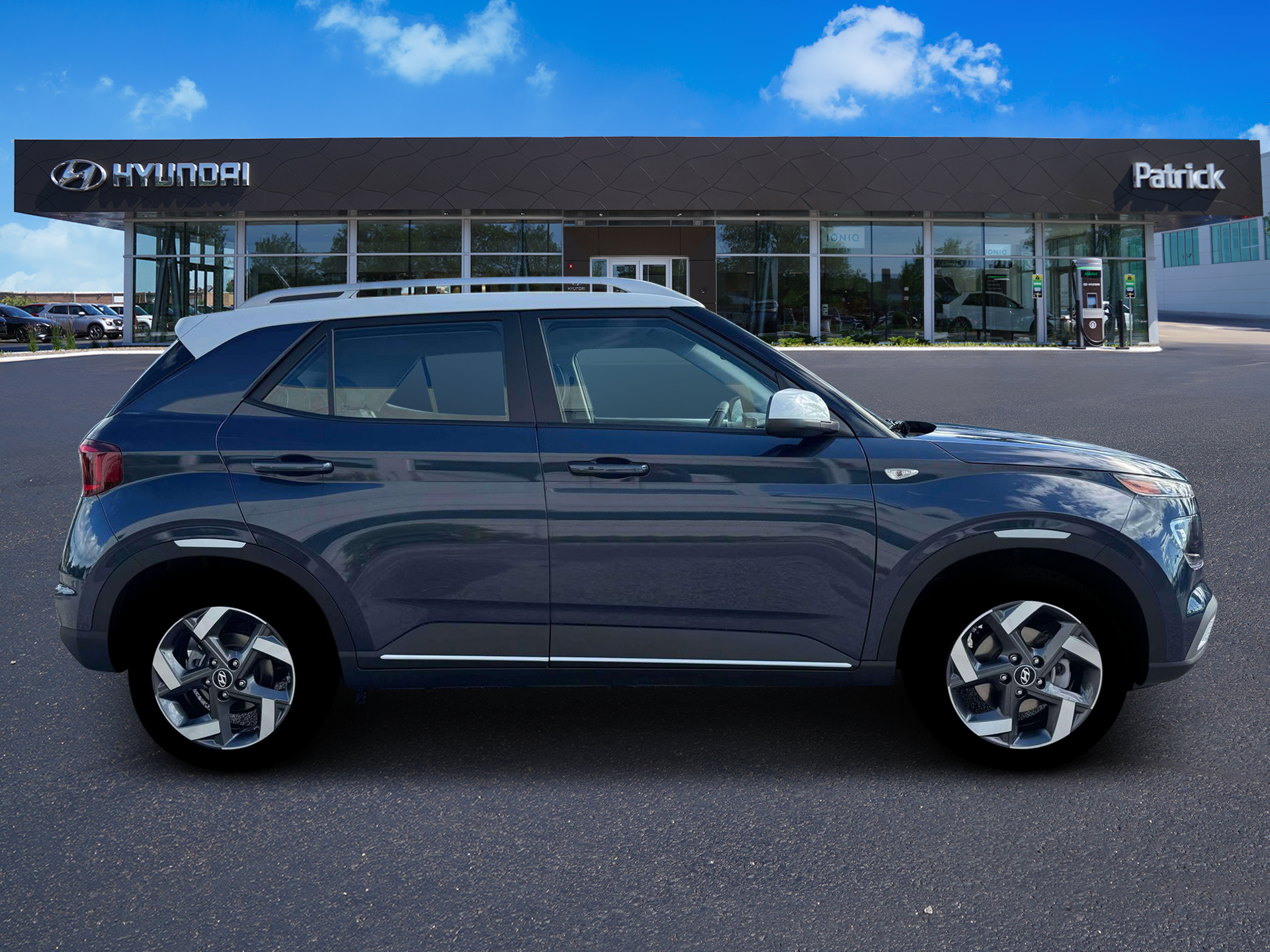 New 2026 Denim w/White Roof Hyundai SEL image 9