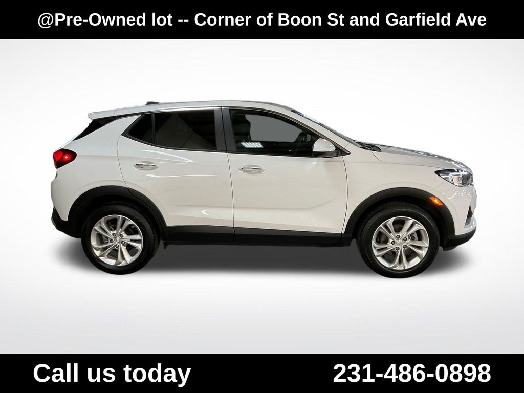Used 2023 White Buick Preferred image 2