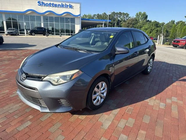 Used 2015 Gray Toyota LE image 1