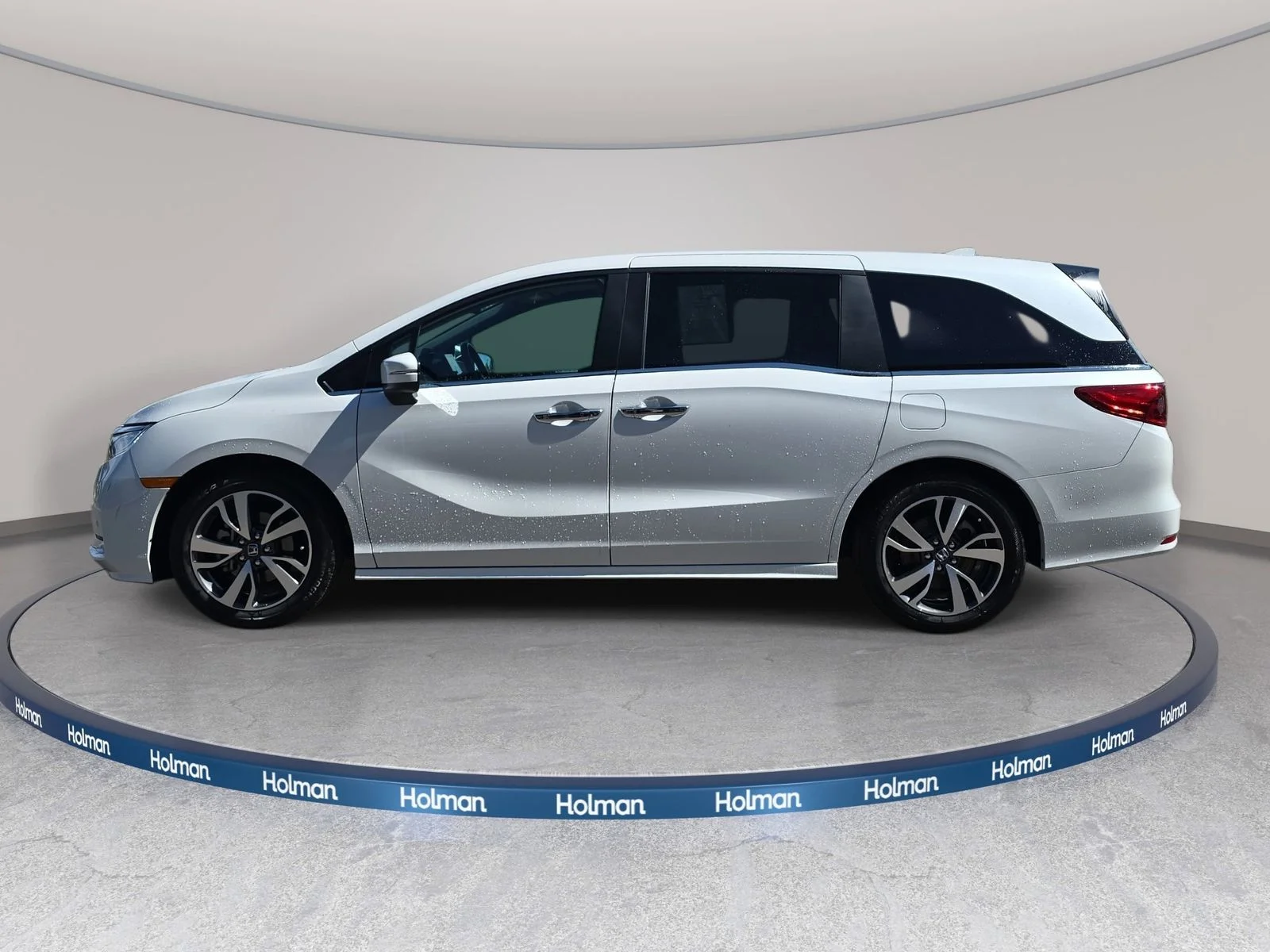 Used 2023 Platinum White Pearl Honda Touring image 9