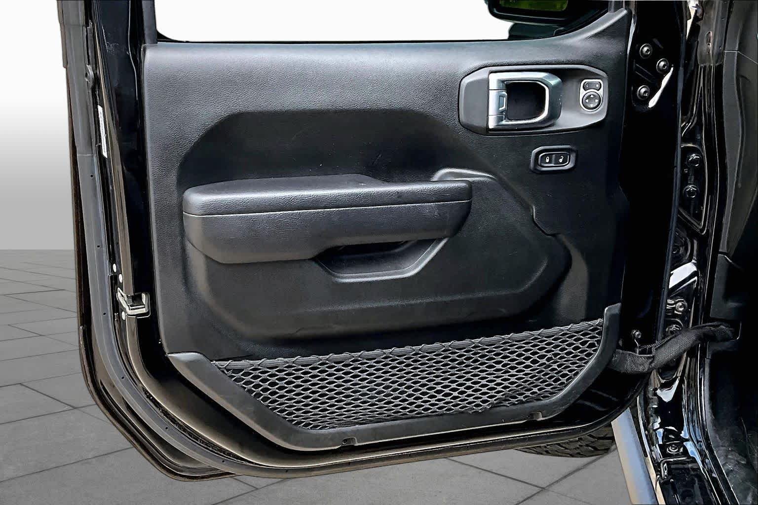 Used 2022 Black Clearcoat Jeep Unlimited Sport Altitude image 12