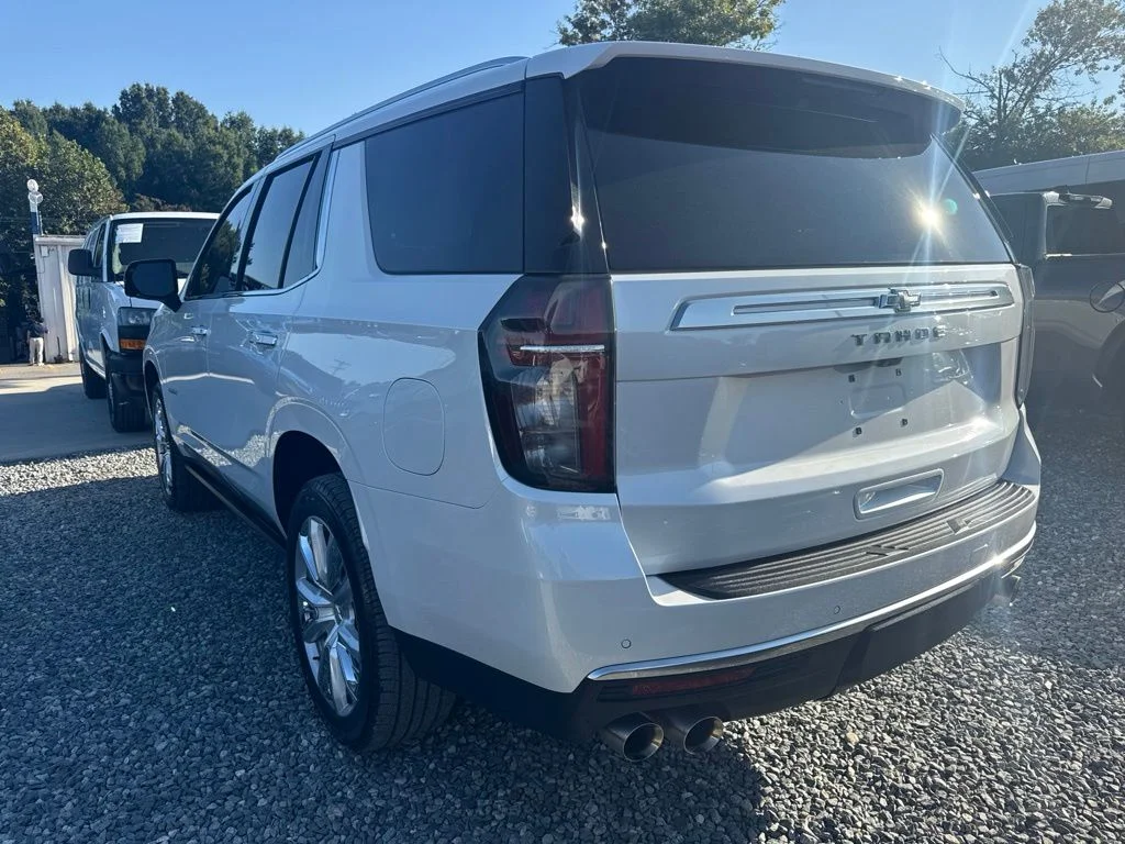 Used 2023 Beige Chevrolet High Country image 6
