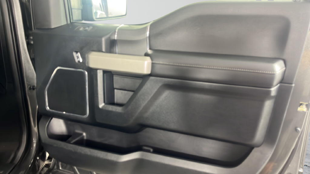 2017 Ford F-150 Lariat - Photo 21