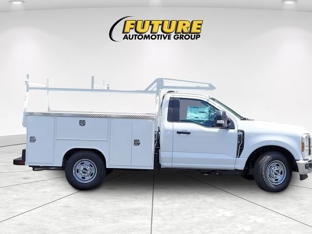 New 2026 Oxford White Ford F-250® XL image 83