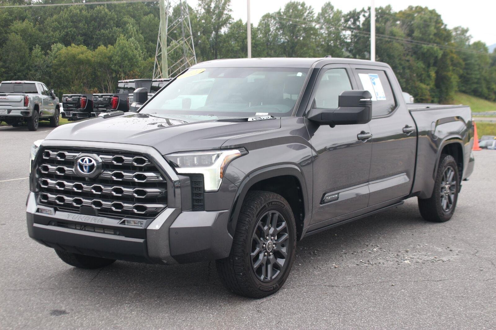 Used 2022 Grey Toyota Platinum Hybrid image 3