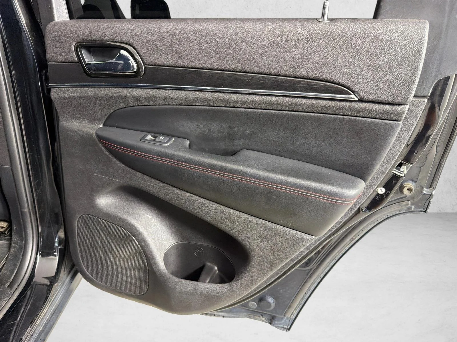Used 2020 Gray Jeep Trailhawk image 18