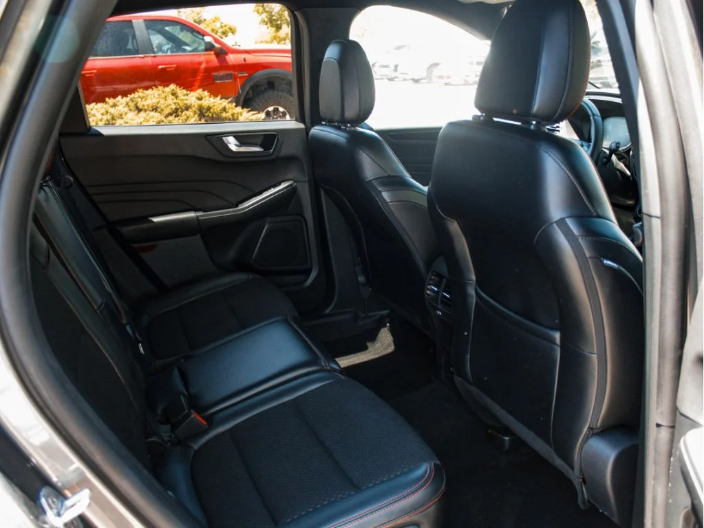 Used 2025 Gray Ford ST-Line Select image 27