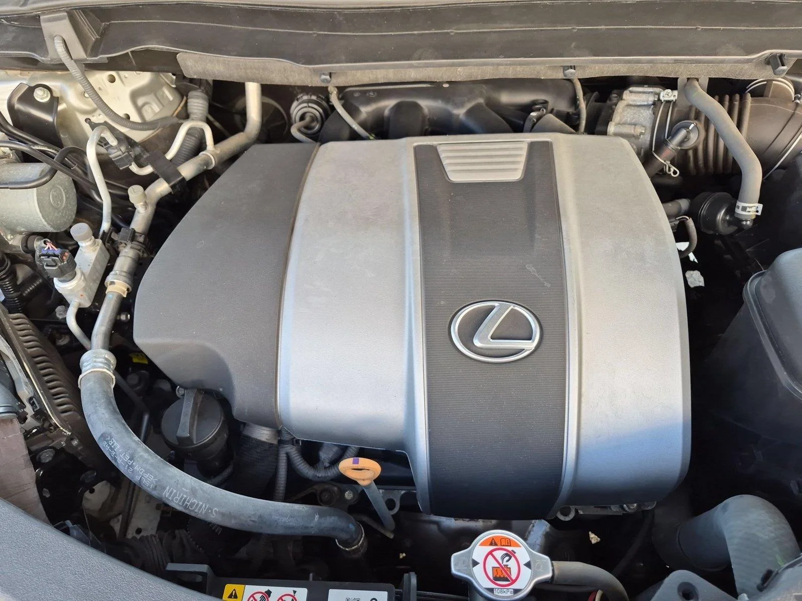 Used 2018 Silver Lining Metallic Lexus RX 350 F Sport image 39