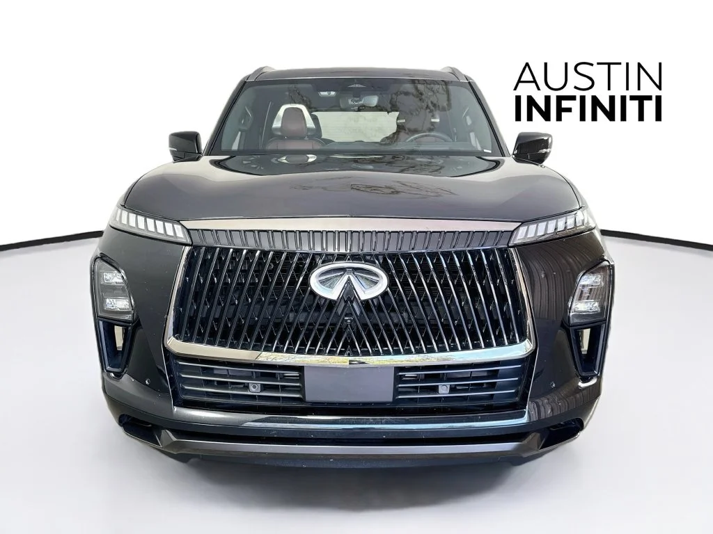 Certified Used 2026 Black / Graphite INFINITI AUTOGRAPH image 4