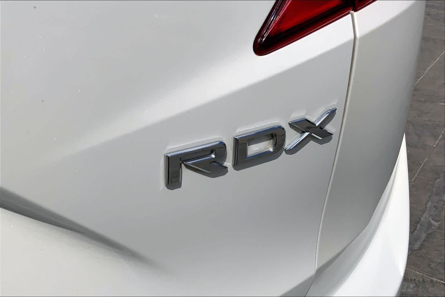 Used 2020 Platinum White Pearl Acura  image 10