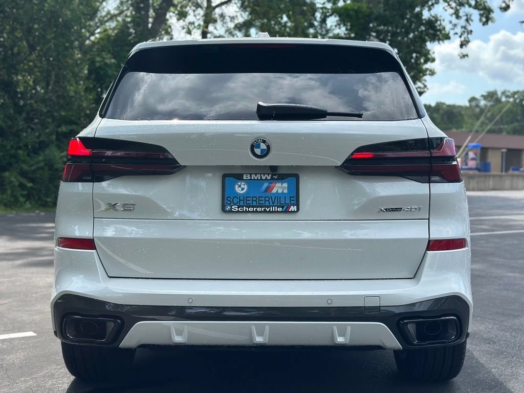 New 2026 Mineral White Metallic BMW xDrive40i image 6