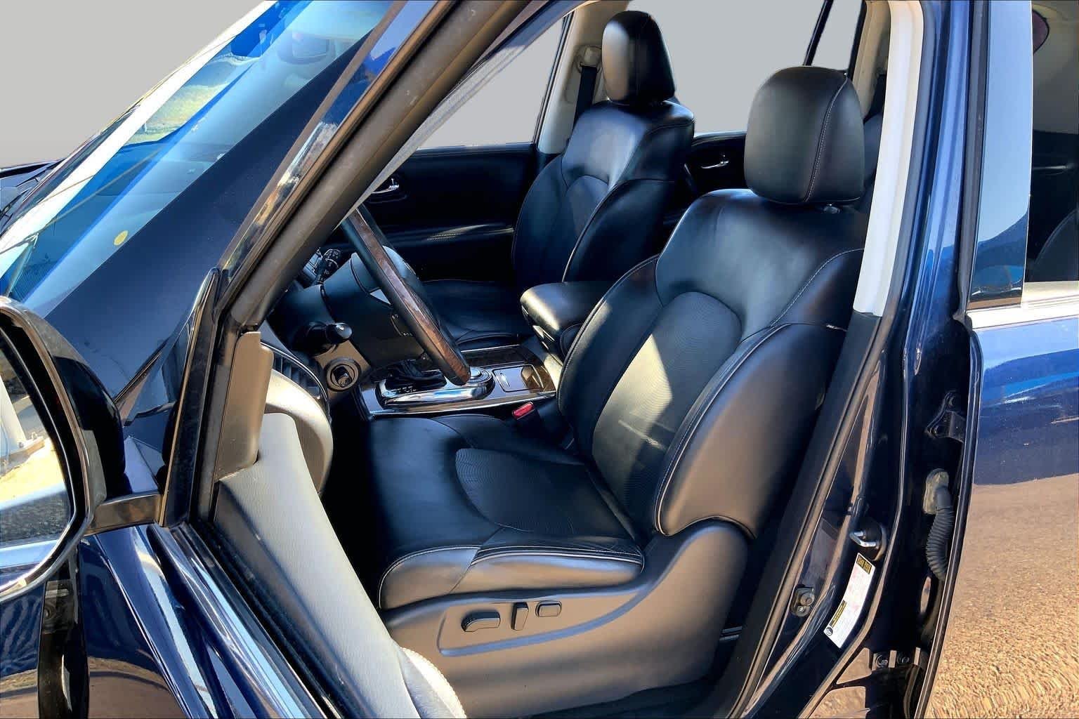Pre-Owned 2017 INFINITI QX80