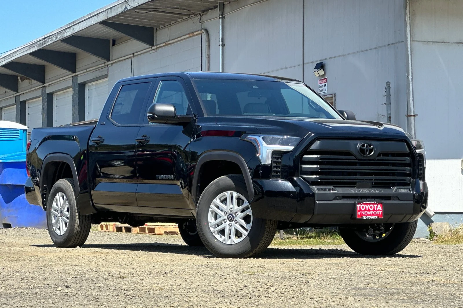 New 2026 Toyota Tundra SR5 SR5 CREWMAX 5.5 in Newport #T26344