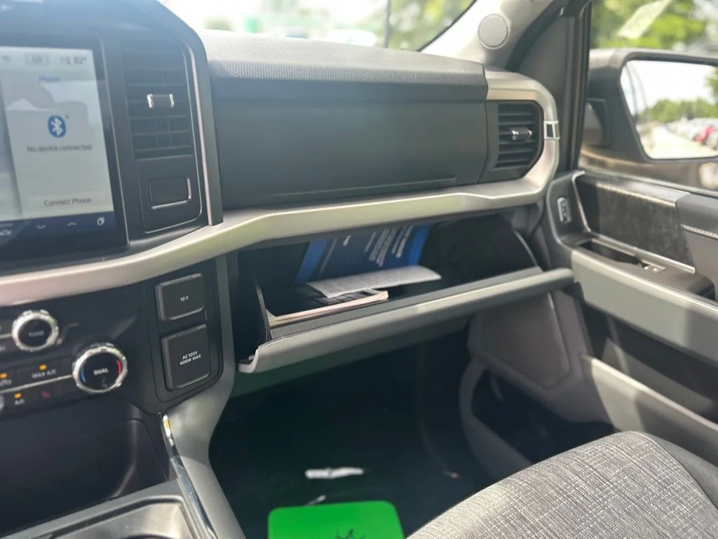 Used 2022 Silver Ford XLT image 12