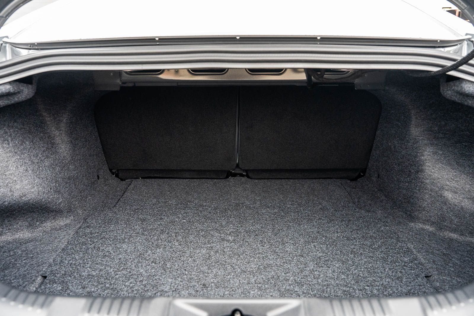 New 2026 Carbonized Gray Metallic Ford EcoBoost® Fastback image 10