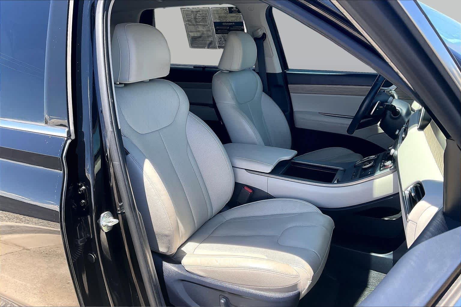 Used 2022 Abyss Black Pearl Hyundai SEL image 9