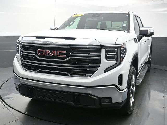 2024 GMC Sierra 4WD Crew Cab Short Box SLT's photo