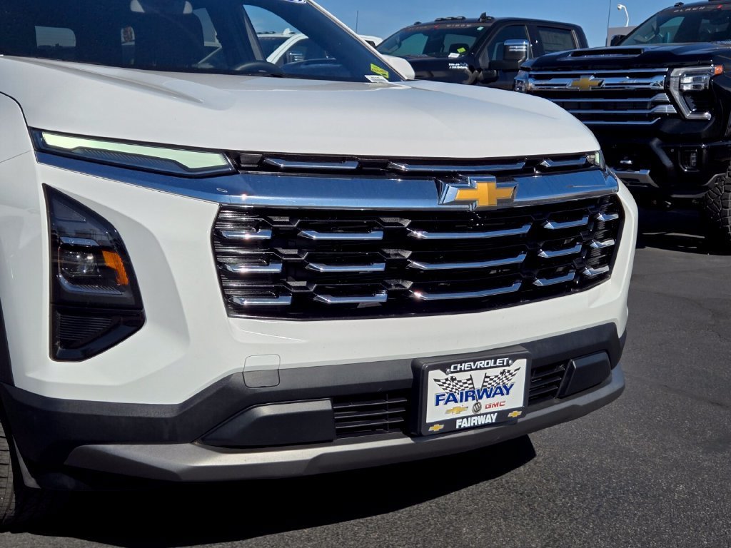 Used 2026 Summit White Chevrolet LT image 16