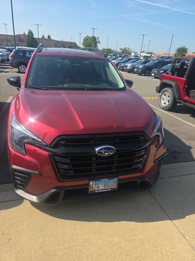 Used 2025 Crimson Red Pearl Subaru Onyx Edition image 2