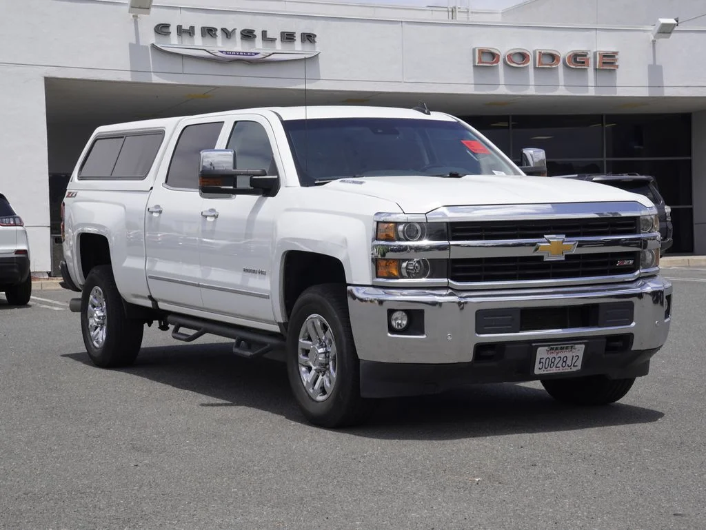 2016 Chevrolet Silverado HD LTZ 4WD Crew Cab Standard Box's photo