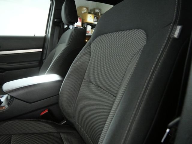 Used 2018 White Ford XLT image 19