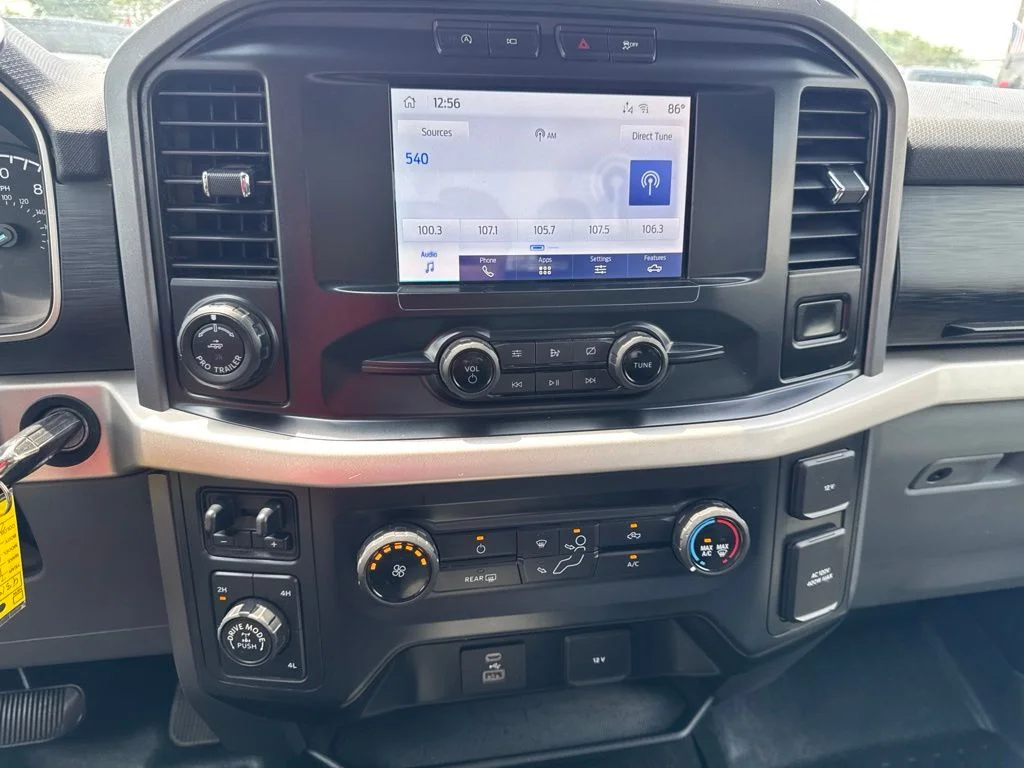 Used 2021 Oxford White Ford XLT image 19