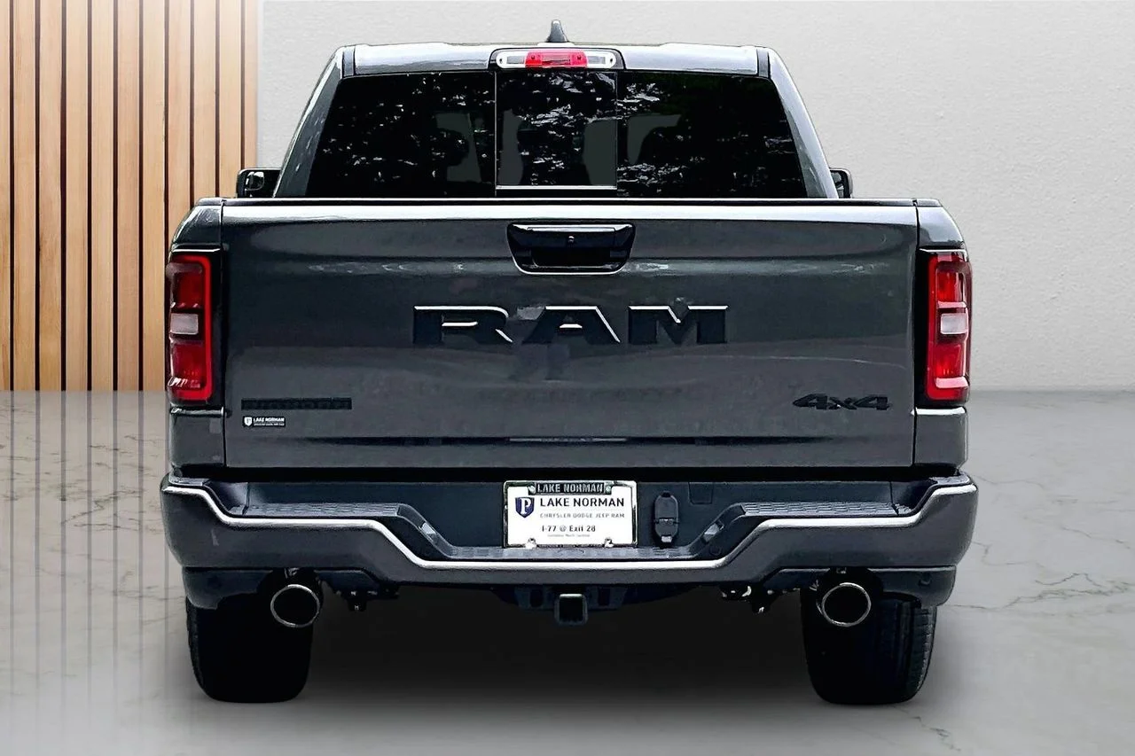 New 2026 Granite Crystal Metallic Clear-Coat Exterior Paint RAM Big Horn/Lone Star image 8